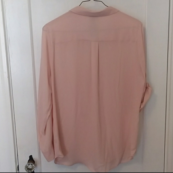 *SOLD* NWT MOSSIMO Pink Long-Sleeve Button-Up Top - Picture 2 of 4